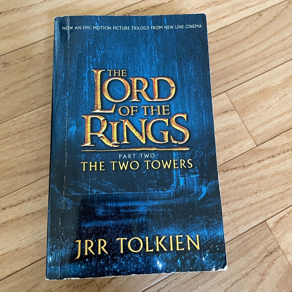 The Lord of the Rings: The Two Towers Book